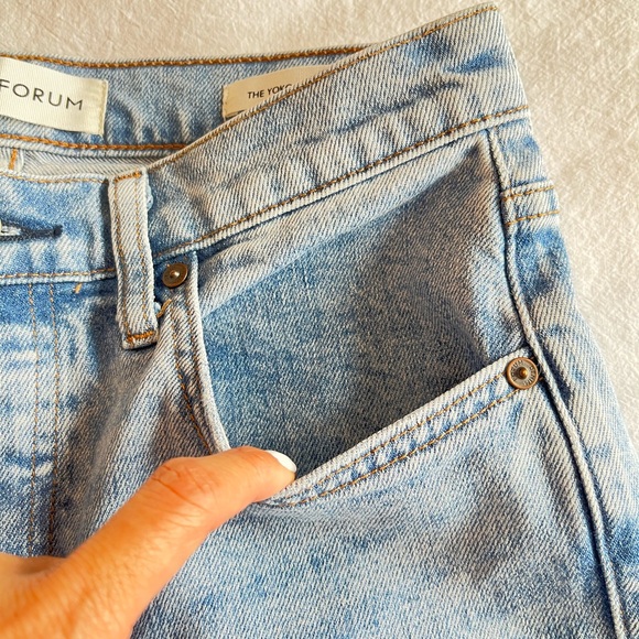 Aritzia Denim Forum The Yoko High Rise Slim Jeans, 27 Indigo Wash CigaretteJean - Picture 7 of 16